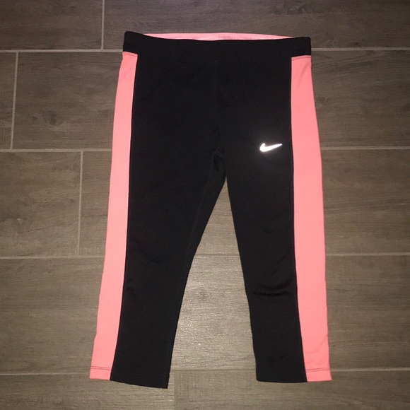 Nike Pants - Women Nike capris